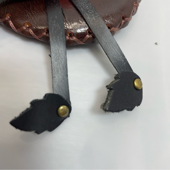 Flamingo Design Leather wristlet Bag. Hand crafted over stitch. Unique. Coins - Picture 4 of 10